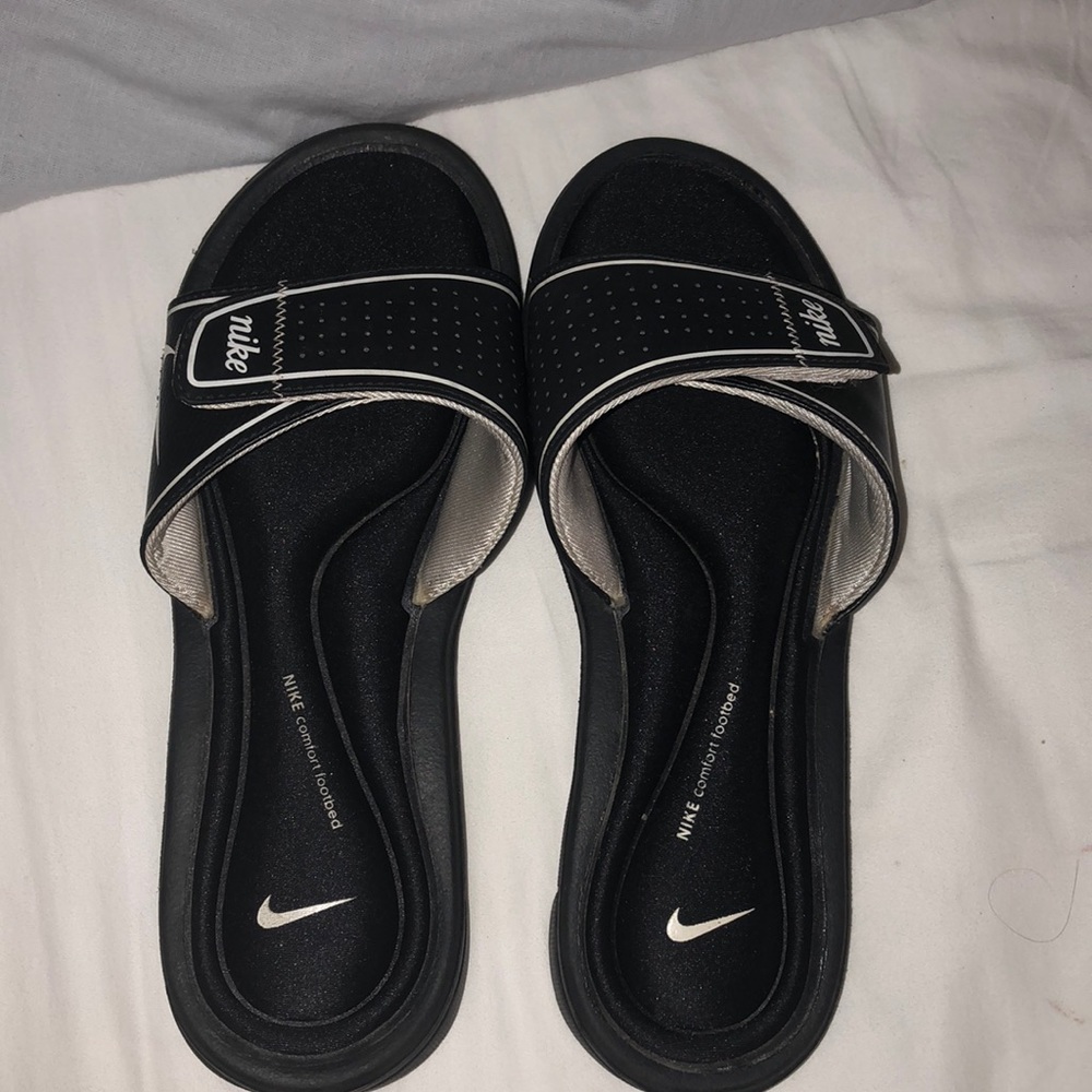 NIKE slides